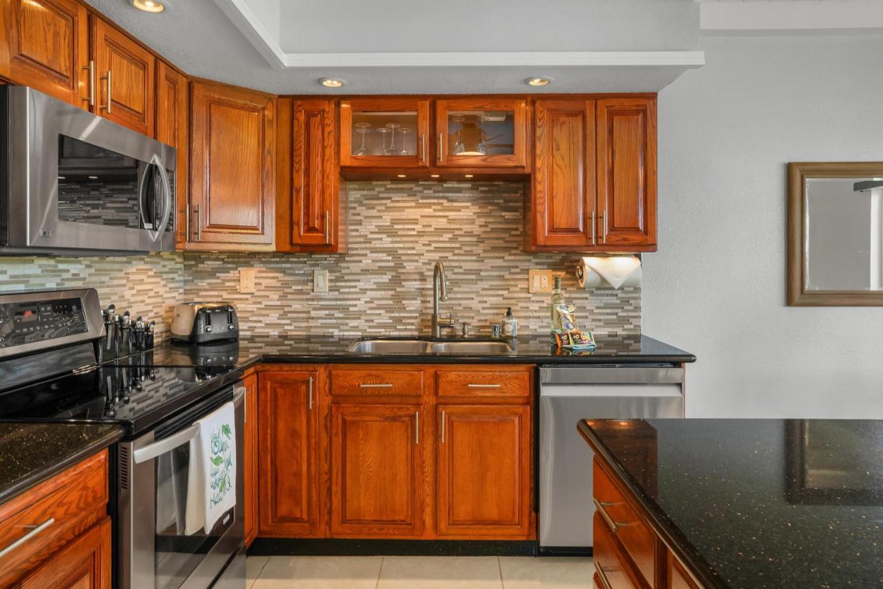Вилла Beautiful 2Br 2Ba Puamana, Ocean And Mountain View, Pool Принсвилл Экстерьер фото